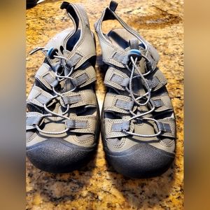 Swiss Gear walking/hiking sandals